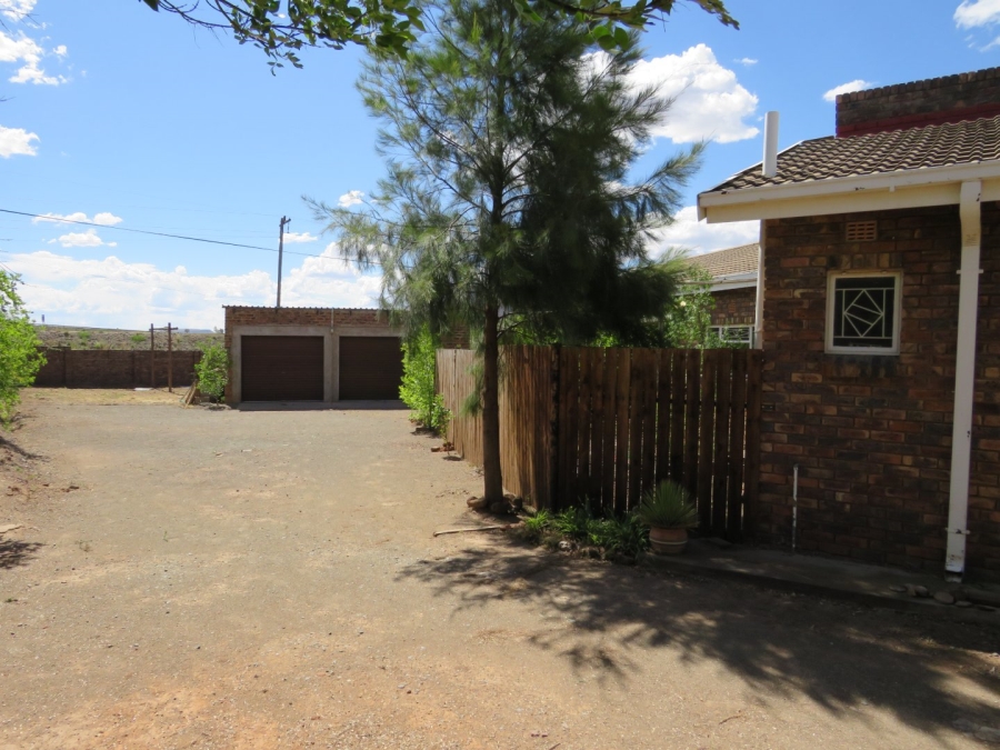 3 Bedroom Property for Sale in Colesberg Northern Cape